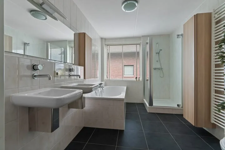 Black Alicante 88 Huissen thumbnail 30