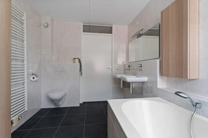 Black Alicante 88 Huissen thumbnail 31