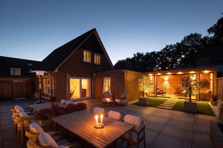 Blauwgras 64 in Borne photo