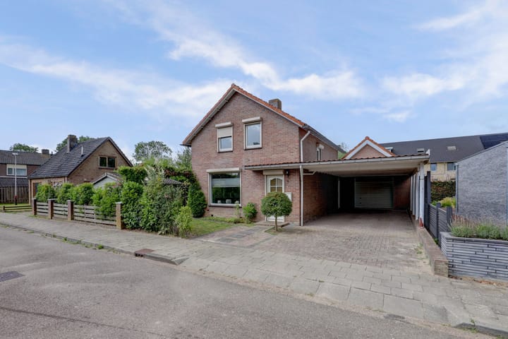 Blauwstraat 6 in Maasbommel Foto