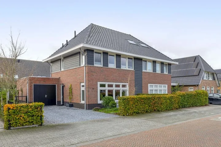 Bliksdam 10 en Hierden