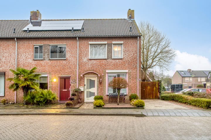 Photo of property Bloemendaalseweg 53, Lepelstraat