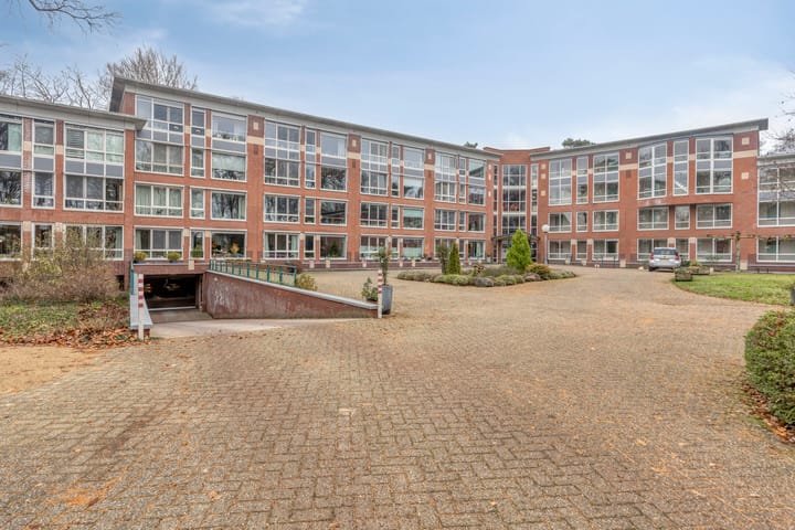 Bloemendalsweg 13F-9 en Colmschate foto