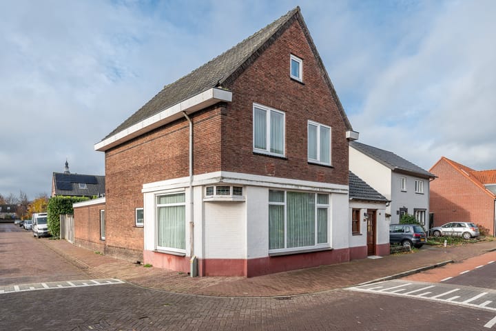 Bloemenstraat 15 in Hilvarenbeek Foto