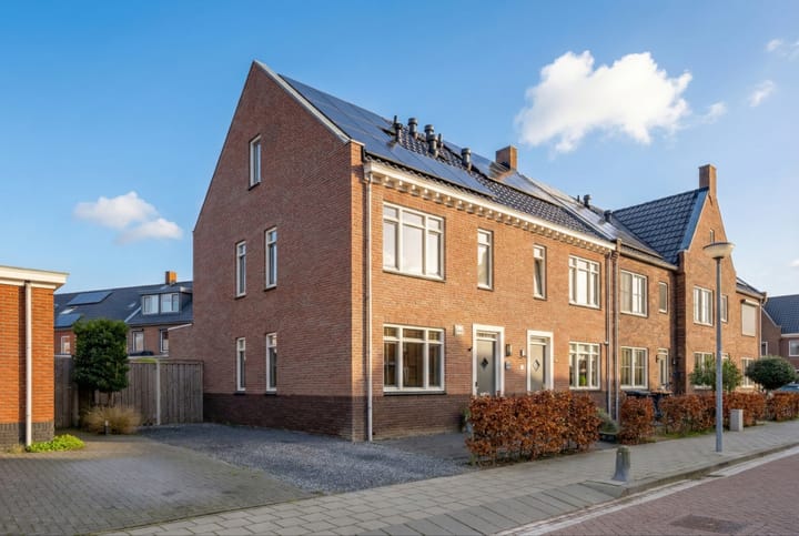 Photo of property Bloementuin 8, De Goorn