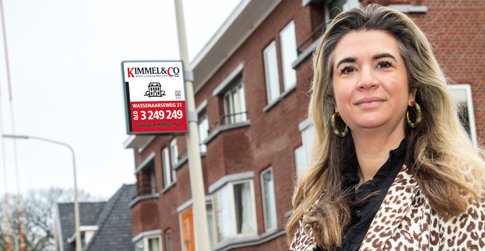 Uitgelichte afbeelding bij artikel: Van verkoopbord tot buitenreclame: zo wordt je makelaarskantoor beter zichtbaar