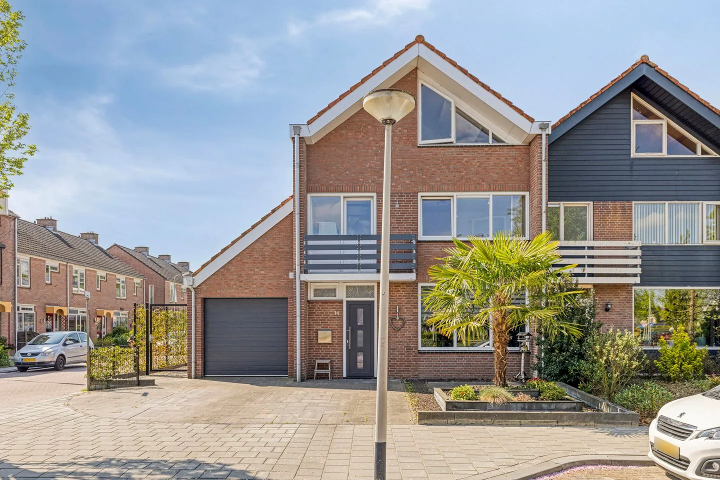 Blomakker 14 en Wouw
