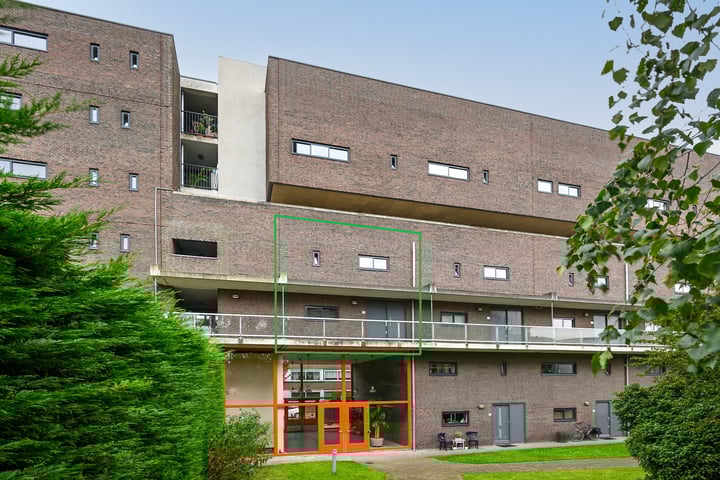 Bonnefantenstraat 19 in Amsterdam photo