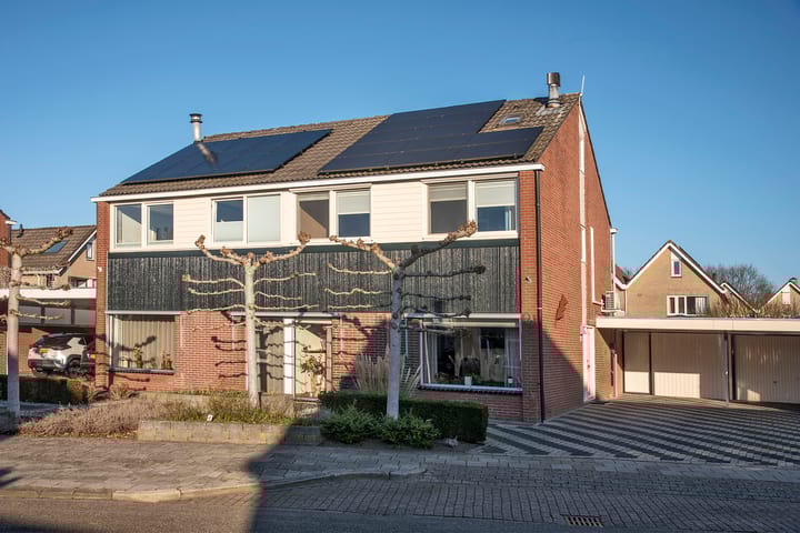 Photo of property Borg Ewsum 92, Almelo