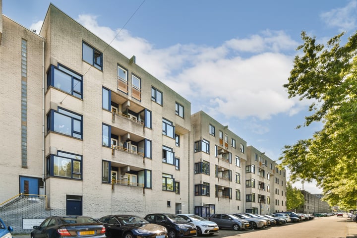 Boris Pasternakstraat 369 in Amsterdam photo