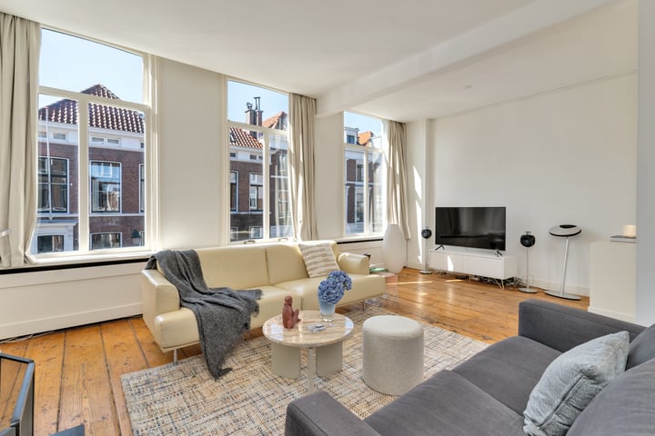 Borneostraat 215 in 's-Gravenhage photo