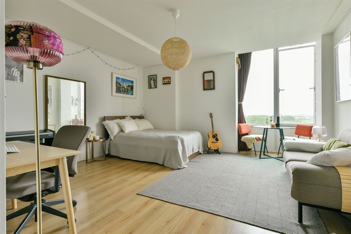 Bos en Lommerplantsoen 107H in Amsterdam foto