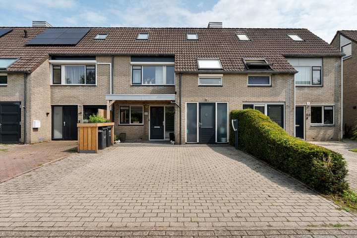 Boskraai 69 dans Emmen photo