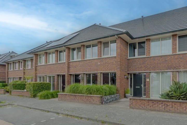 Bosmuizenlaar 18 in Bavel photo