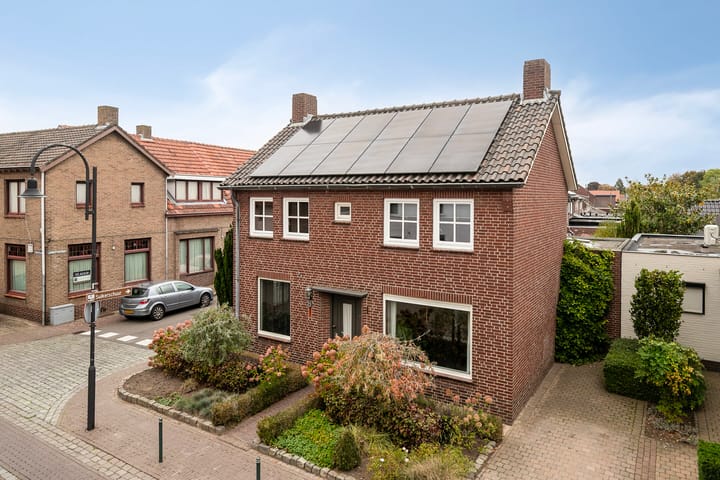 Bosstraat 8 in Neeritter photo