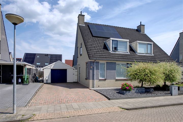 Photo of property Boterbloemstraat 8, Appingedam