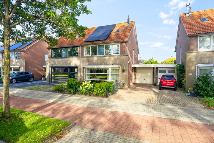 Boterzwin 1107 in Julianadorp Foto