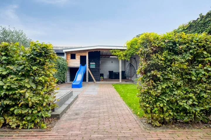 Boulevard 109 Roosendaal foto 3