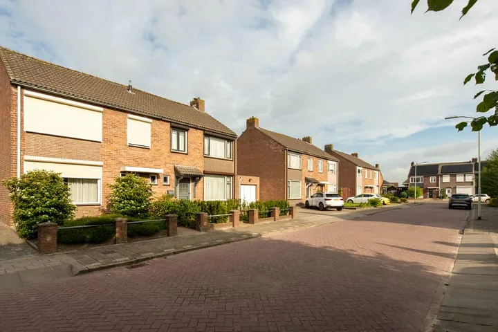 Boutershemstraat 7 Wouw thumbnail 32