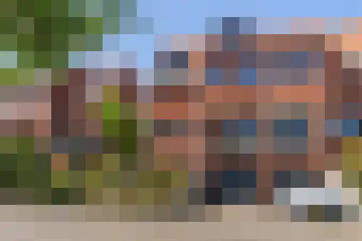 Bovendijk 141 in Wateringen