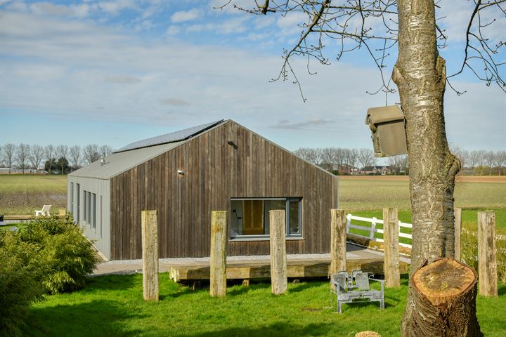 Bovenkerkerweg 123A in Amstelveen photo