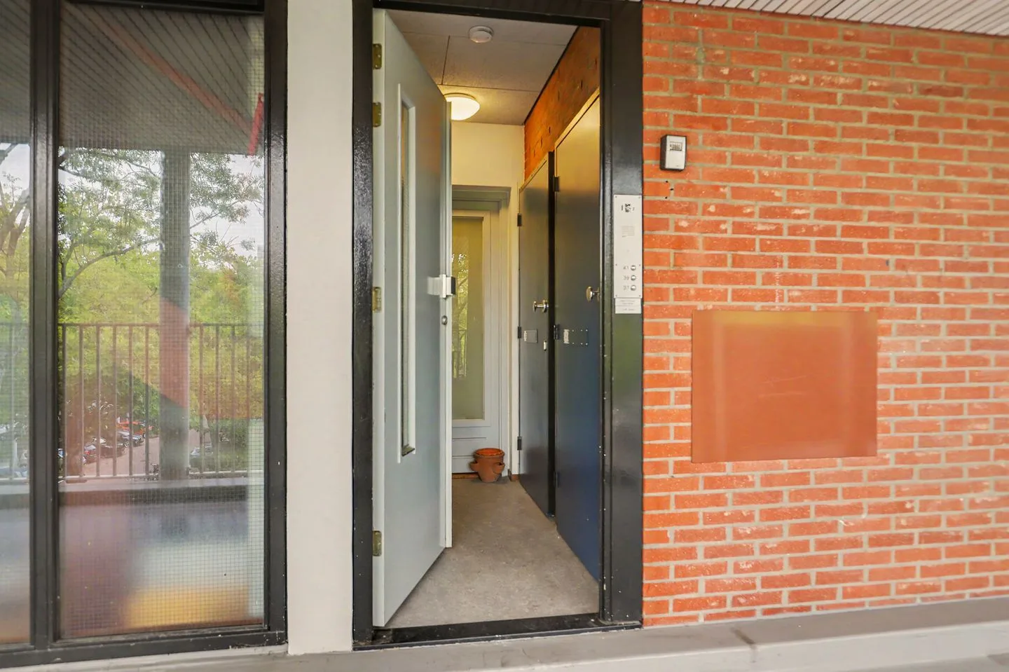 Bovenover 37 Amsterdam thumbnail 31