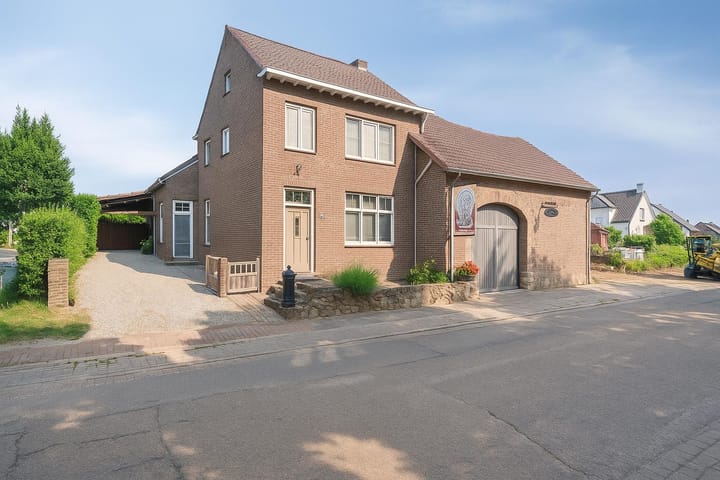 Bovenstraat 24 in Limbricht Foto