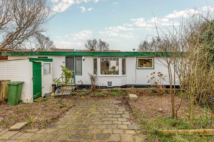 Braakdijk R 26-ROOD in Zaandam foto