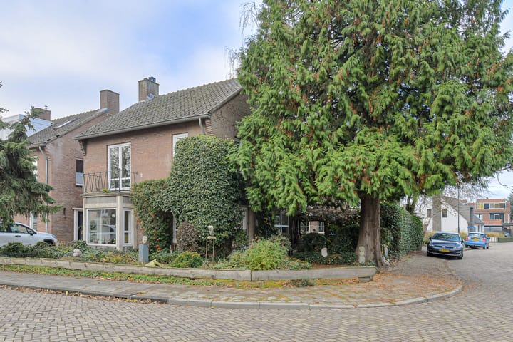 Brabantlaan 36 in Oosterhout Foto