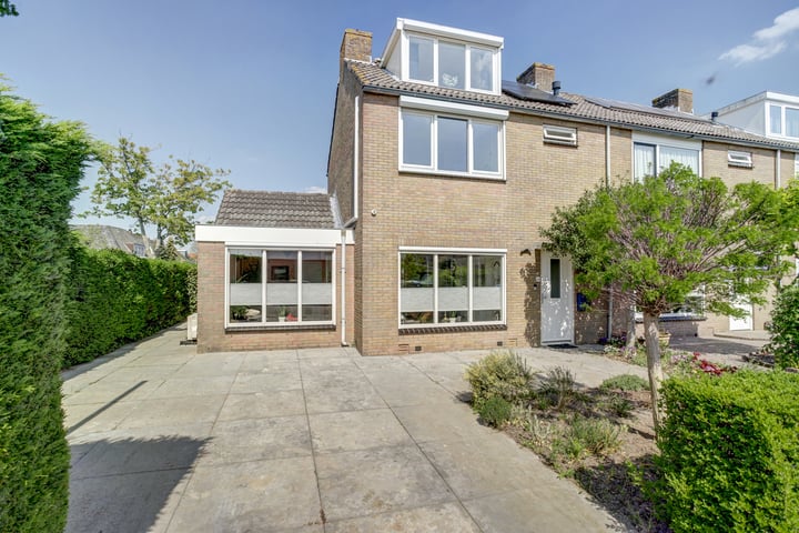 Brahmslaan 26 in Akersloot foto