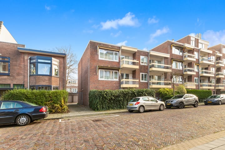 Photo of property Brakenburghstraat 5, Haarlem