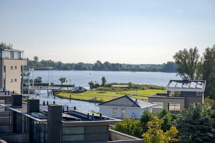 Bram Limburgstraat 134 Voorschoten thumbnail 37
