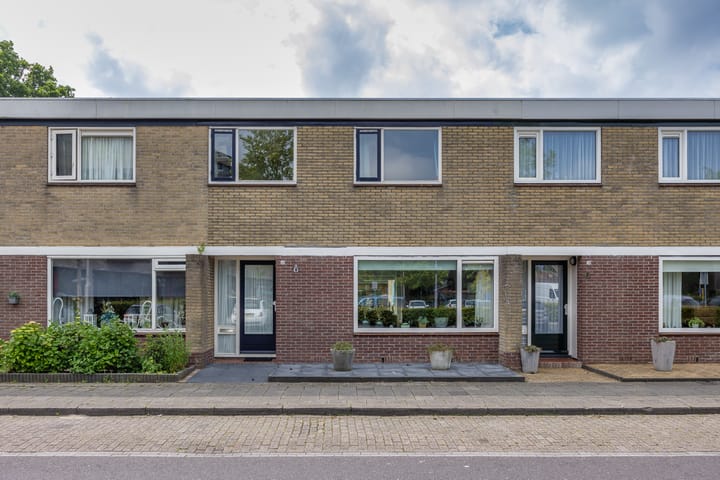 Brandemeer 40 in Leeuwarden Foto