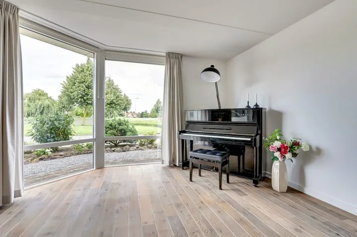Braspenning 8 Dronten thumbnail 10