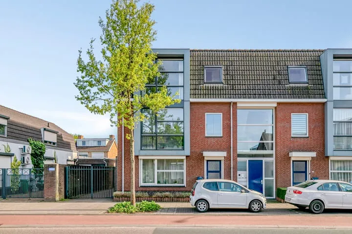 Bredaseweg 128 b in Roosendaal