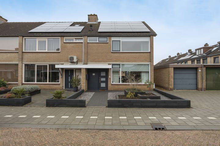 Brederolaan 103 in Etten-Leur Foto