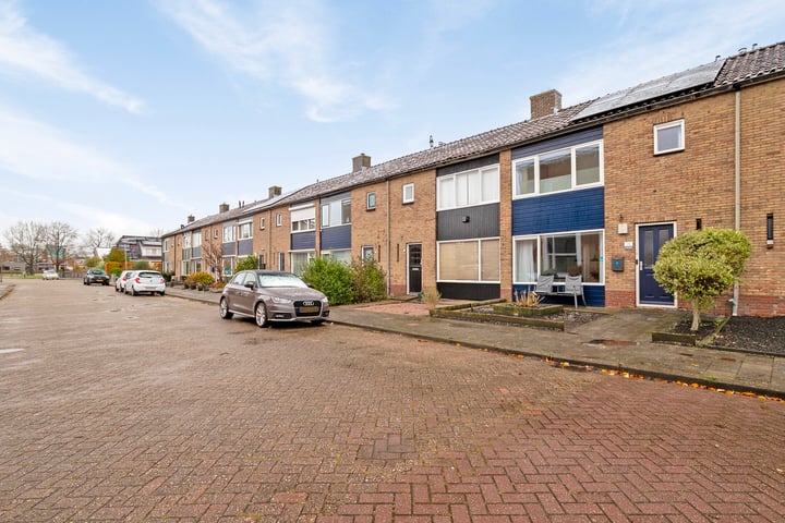 Brederolaan 18 dans Winschoten photo