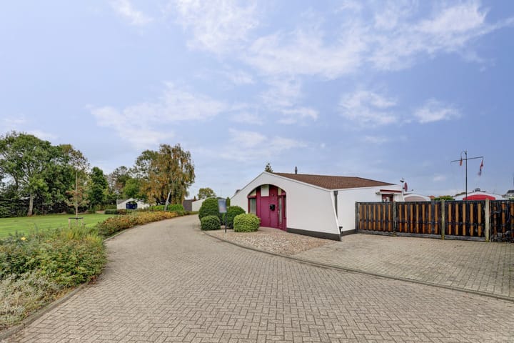 Photo of property Brekkenweg 4-62, Lemmer