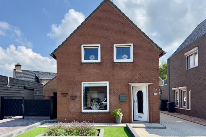 Bremstraat 27 in St. Willebrord foto