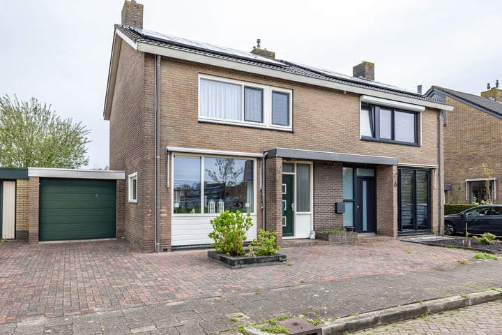 Briklaan 7 in Veendam Foto