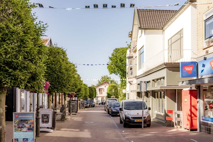 Brinkstraat 30A in Baarn foto