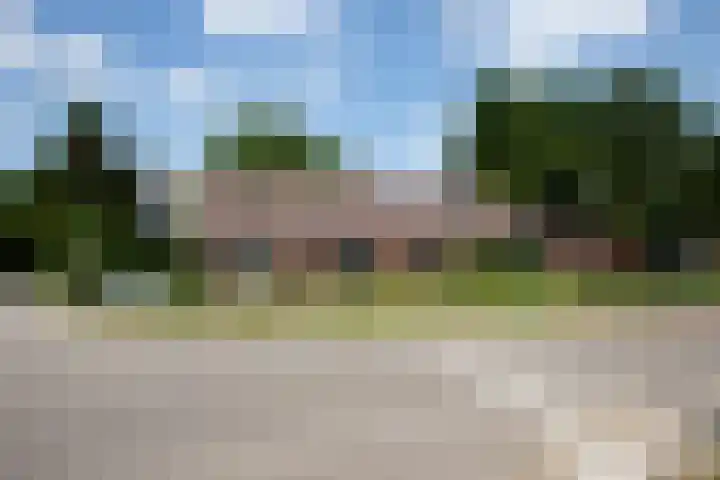 Broekenseind 3 in Hoogeloon
