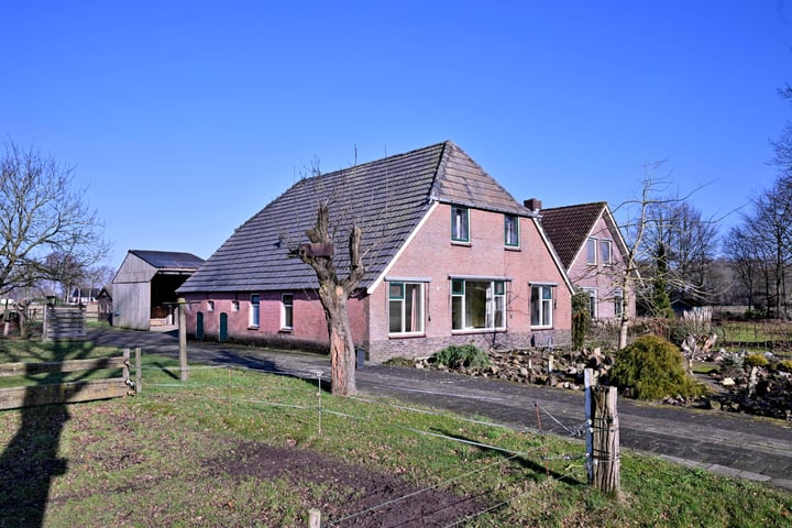 Broeklanderdijk 38 in Broekland Foto