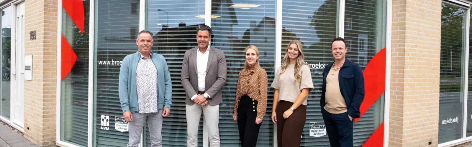 Team foto van Broekx Makelaardij & Hypotheken