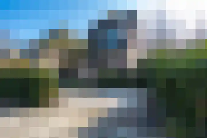 Bronkhorsttoren 2 Buren thumbnail 8