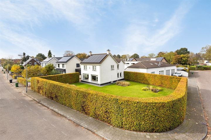 Bruggen 8A in Rosmalen photo