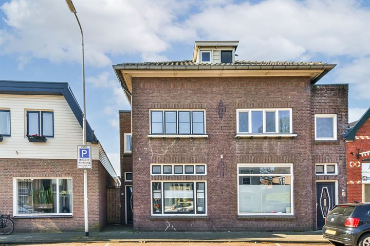 Brugstraat 18 in Raalte Foto