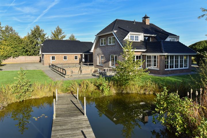 Brugstraat 56 in Vinkel Foto