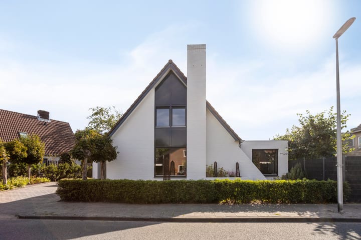 Photo of property Bruine Akkers 86, Maarheeze