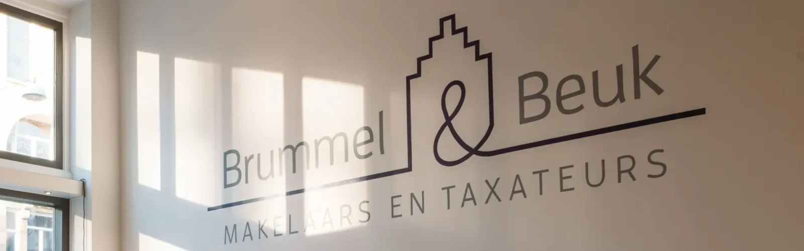 Team photo of Brummel & Beuk Makelaars